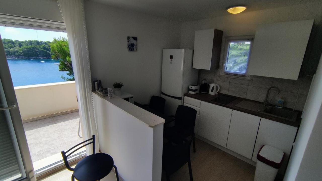 Apartment Iva&Andro Donje Celo Buitenkant foto