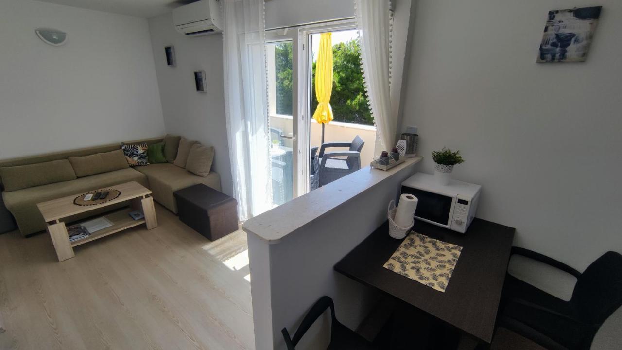 Apartment Iva&Andro Donje Celo Buitenkant foto